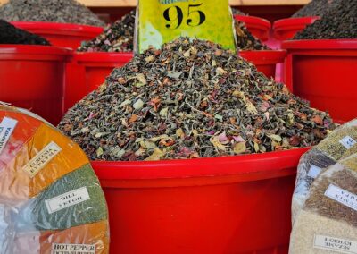 Markt in Taschkent / Usbekistan. Früchte, Gemüse, Gewüze und mehr...